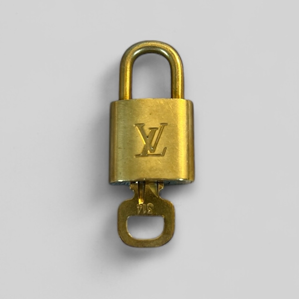 Louis Vuitton #314 Authentic Lock & Key